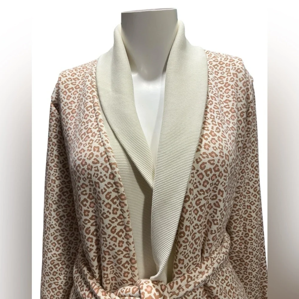 UGG Karoline Fleece Cream and Tan Leopard Print Robe Size Small